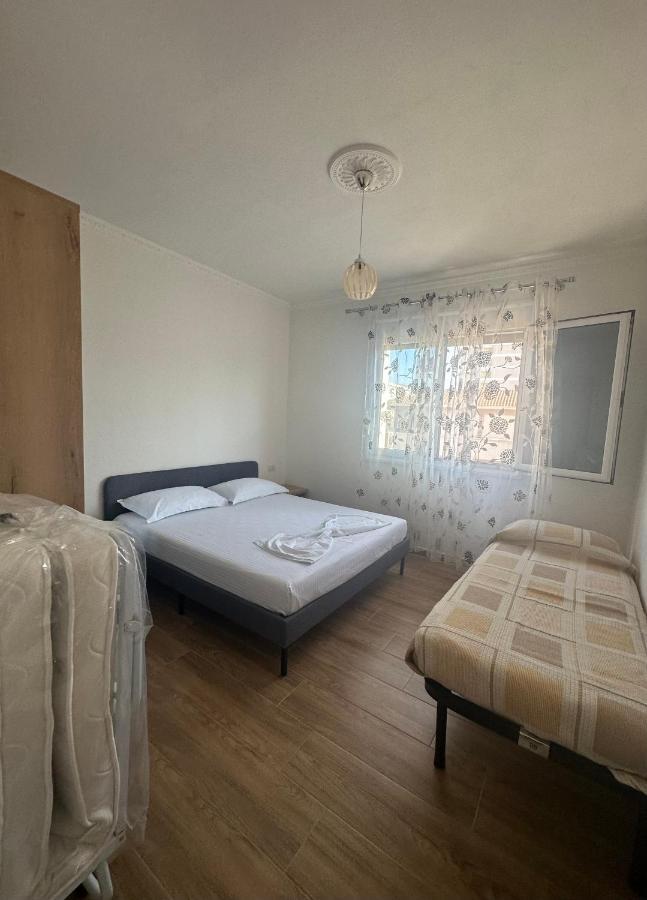 Vlora Central & Comfy Apartment Екстер'єр фото