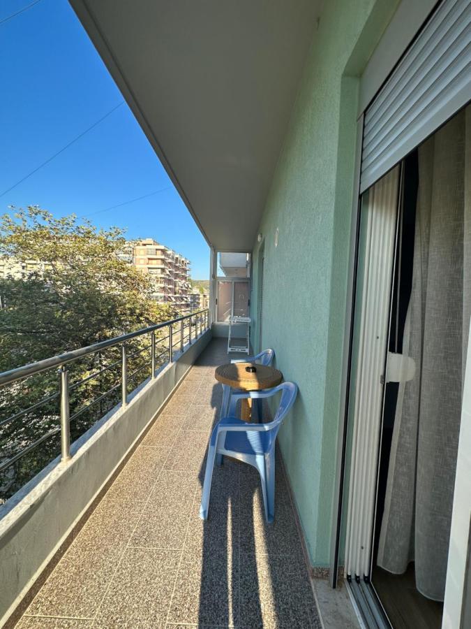 Vlora Central & Comfy Apartment Екстер'єр фото